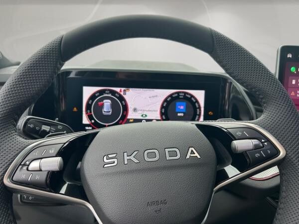 Skoda Kodiaq 2.0 TSI DSG 4x4 Sportline +AHK+ACC+HEAD-UP+MATRIX+PANO+