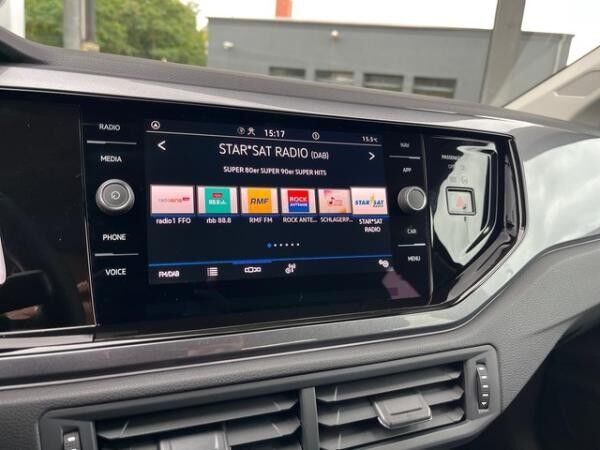 Volkswagen Polo 1.0 TSI DSG Style MATRIX+SHZ+GJR+NAVI+APP++