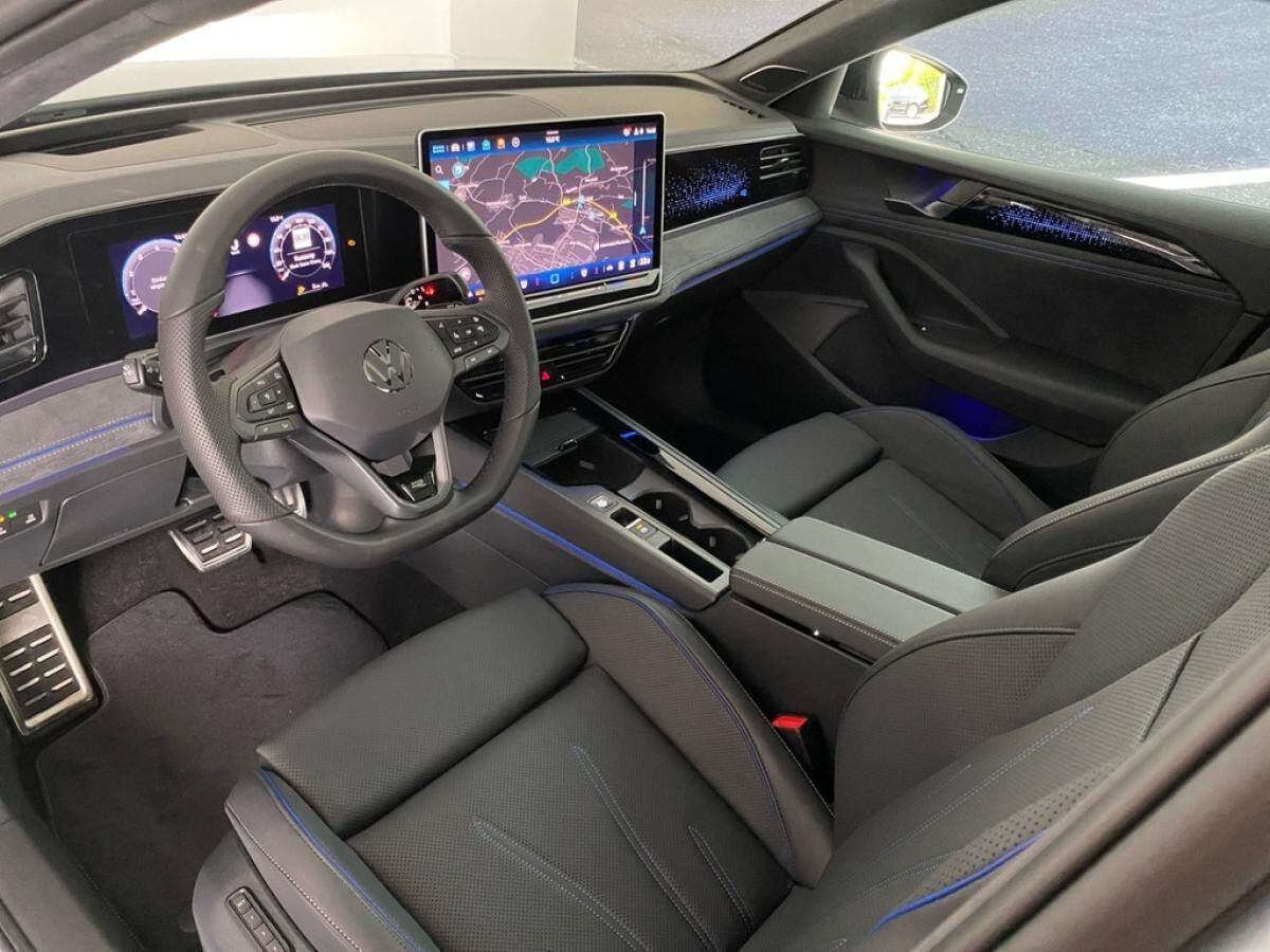 Volkswagen Passat Variant 2.0 TSI DSG 4M R-Line