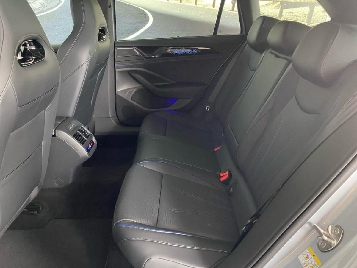 Volkswagen Passat Variant 2.0 TSI DSG 4M R-Line