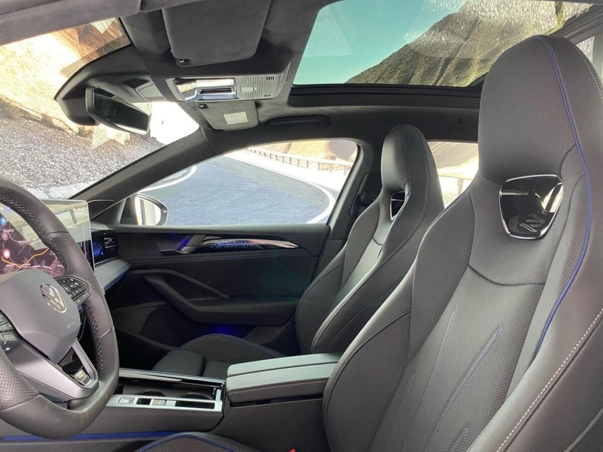 Volkswagen Passat Variant 2.0 TSI DSG 4M R-Line