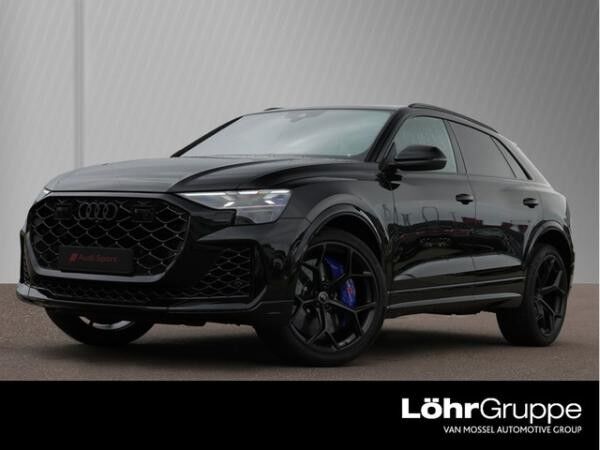 Audi RS Q8 SUV performance