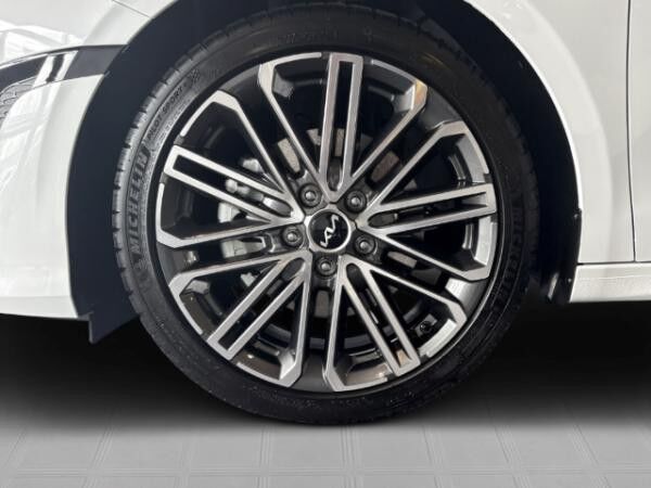 Kia Ceed Sportwagon GT-Line 1.5T 140 DCT7 GLD Tech Perf