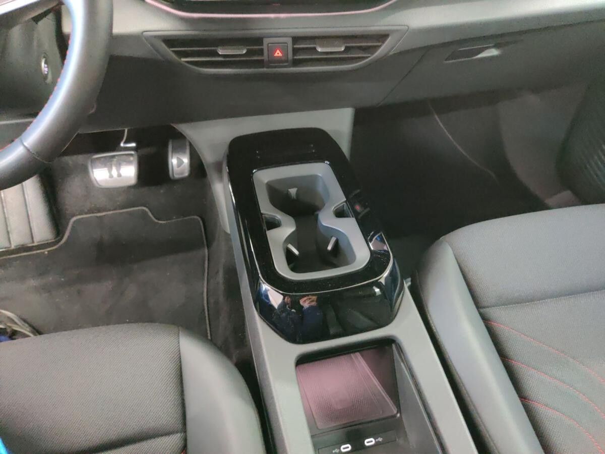 Volkswagen ID.4 GTX h/AHK/Navi/Pano/Wärmepumpe/01.30Garantie