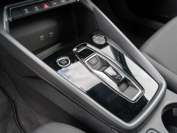 Audi A3 Sportback advanced 30TFSI Navi LED PDC SHZ VC // SOFORT VERFÜGBAR!!