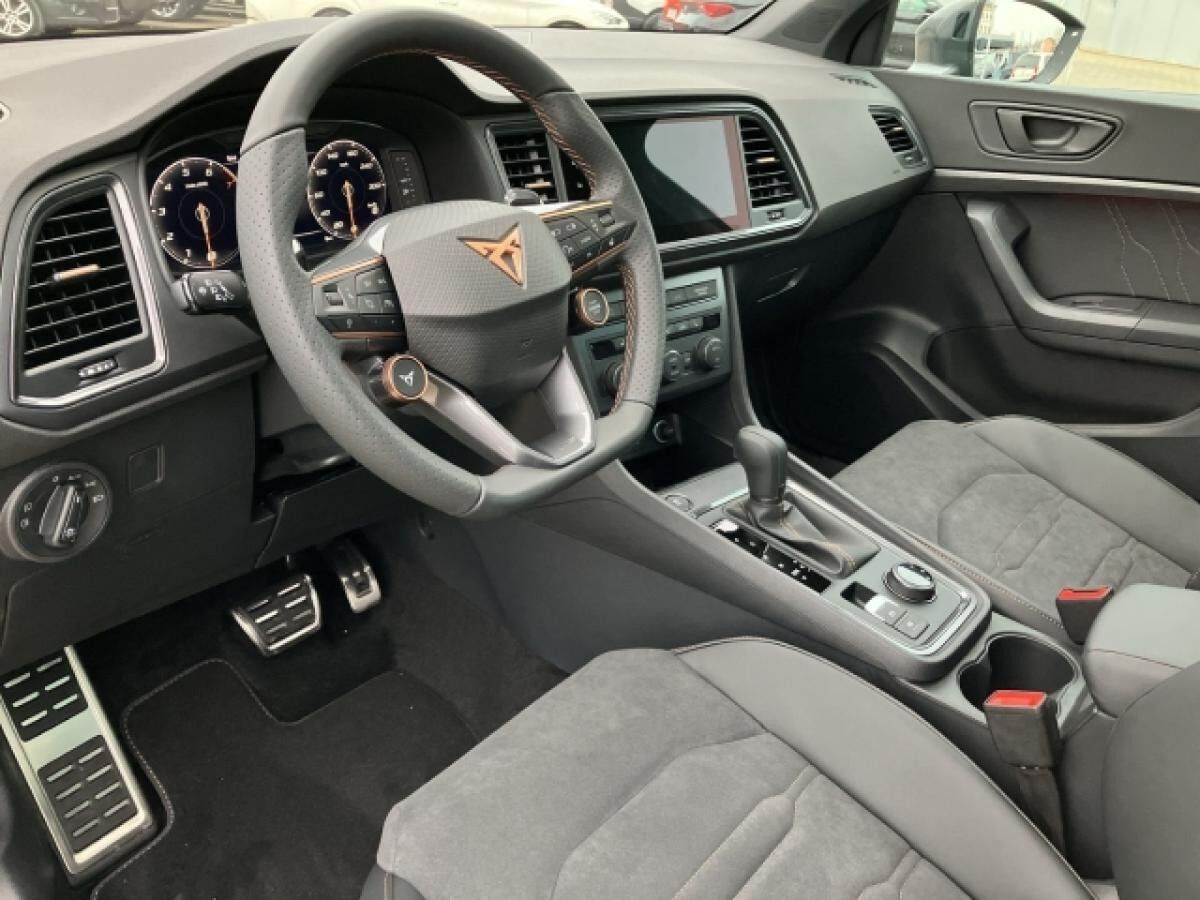 Cupra Ateca VZ 300PS PANO+SHZ+NAVI+AHK