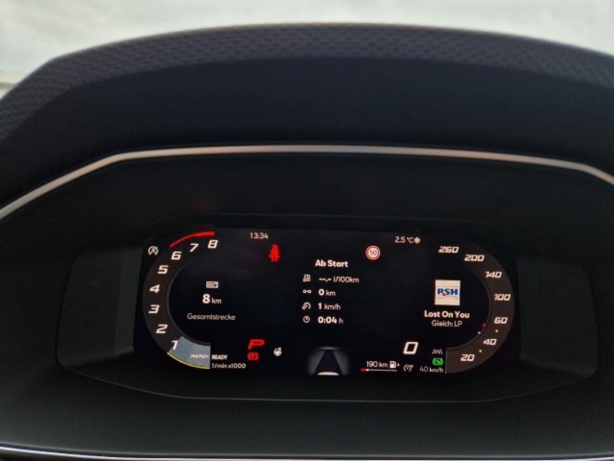 Seat Leon 1.5 eTSI DSG Style Edition Navi LED Klimaautom DAB SHZ Spurhalteass. Rückfahrkam.