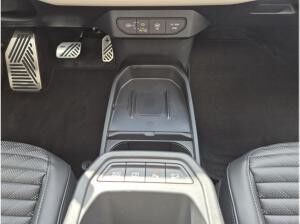 Kia EV4 81.4 GT-Line 5T | DriveWise | Comfort | Connect Kia EV4 81.4 GT-Line 5T | DriveWise | Comfort | Connect