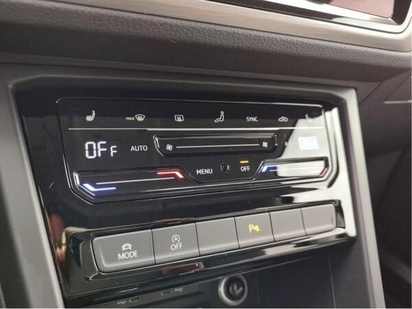 Volkswagen Touran Comfortline 1.5 TSI DSG +NAVI+RFK+AHK+