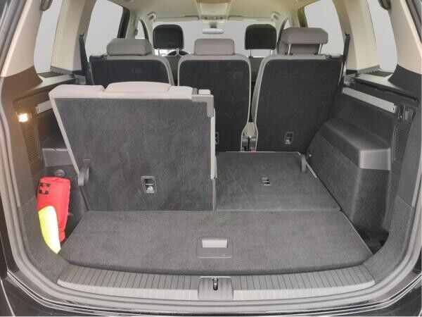 Volkswagen Touran Comfortline 1.5 TSI DSG +NAVI+RFK+AHK+