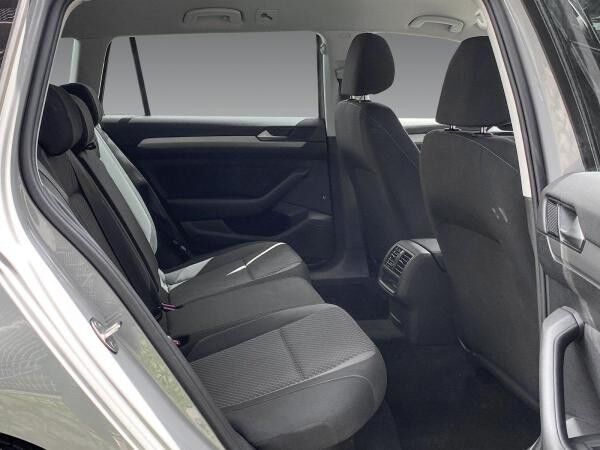 Volkswagen Passat Variant 1.5 TSI DSG Navi LED ACC CarPlay