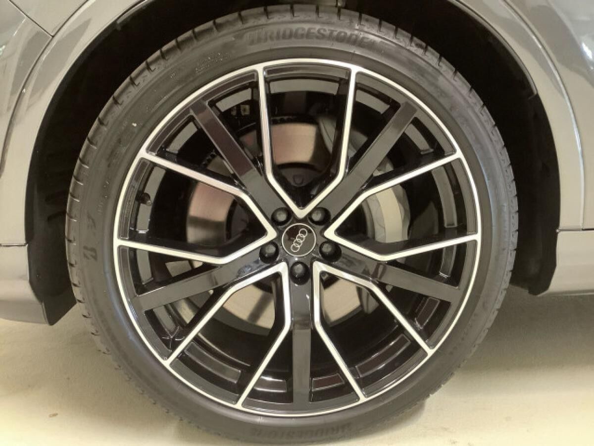 Audi Q7 TFSI e quattro, S-Line, 0,5%, AHK ,Hup, Matrix, B&O