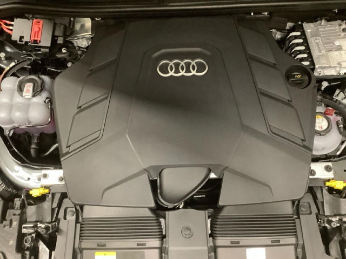 Audi Q7 TFSI e quattro, S-Line, 0,5%, AHK ,Hup, Matrix, B&O