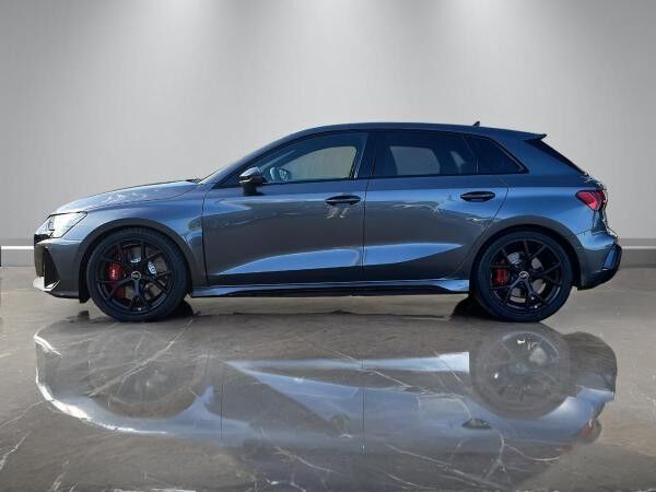 Audi RS3 Sportback + RS SCHALENSITZE + SPORTABGASANLAGE + KAMERA + MATRIX + 280 km/h