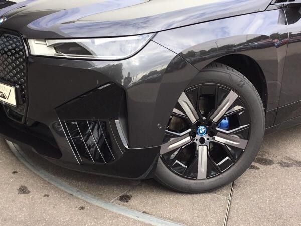 BMW ix xDrive50 SPORTPAKET+KAMERA+LC PROF+MULTISITZ+LM21