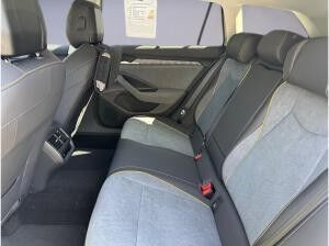 Skoda Superb Combi Selection 1,5TSI 110kW DSG/Infotainment/Fahrassistenz/Winter/Familie/Transport/AHK