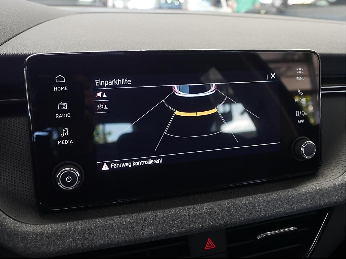 Skoda Kamiq Selection 1,0l TSI * SHZ TEMP KLIMA*