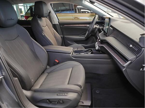 Skoda Superb L&K 1,5 TSI mHEV * RFK KLIMA AHK MATRIX C