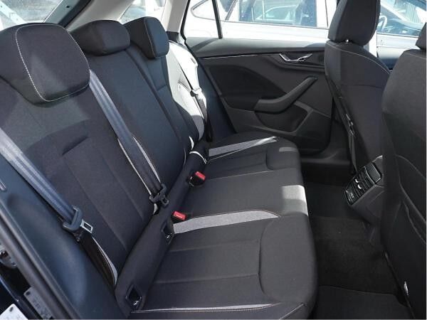 Skoda Scala Selection 1,0l TSI DSG * RFK MATRIX SHZ KL