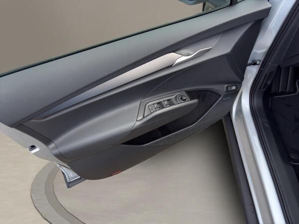 Skoda Elroq SOFORT VERFÜGBAR! Sportline AHK Kamera Navi eHeck 360 eSitz