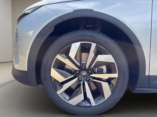Skoda Elroq SOFORT VERFÜGBAR! Sportline AHK Kamera Navi eHeck 360 eSitz
