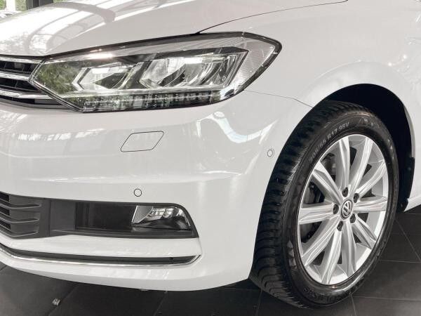 Volkswagen Touran 1.5 TSI Highline AHK CarPlay Pano Massage