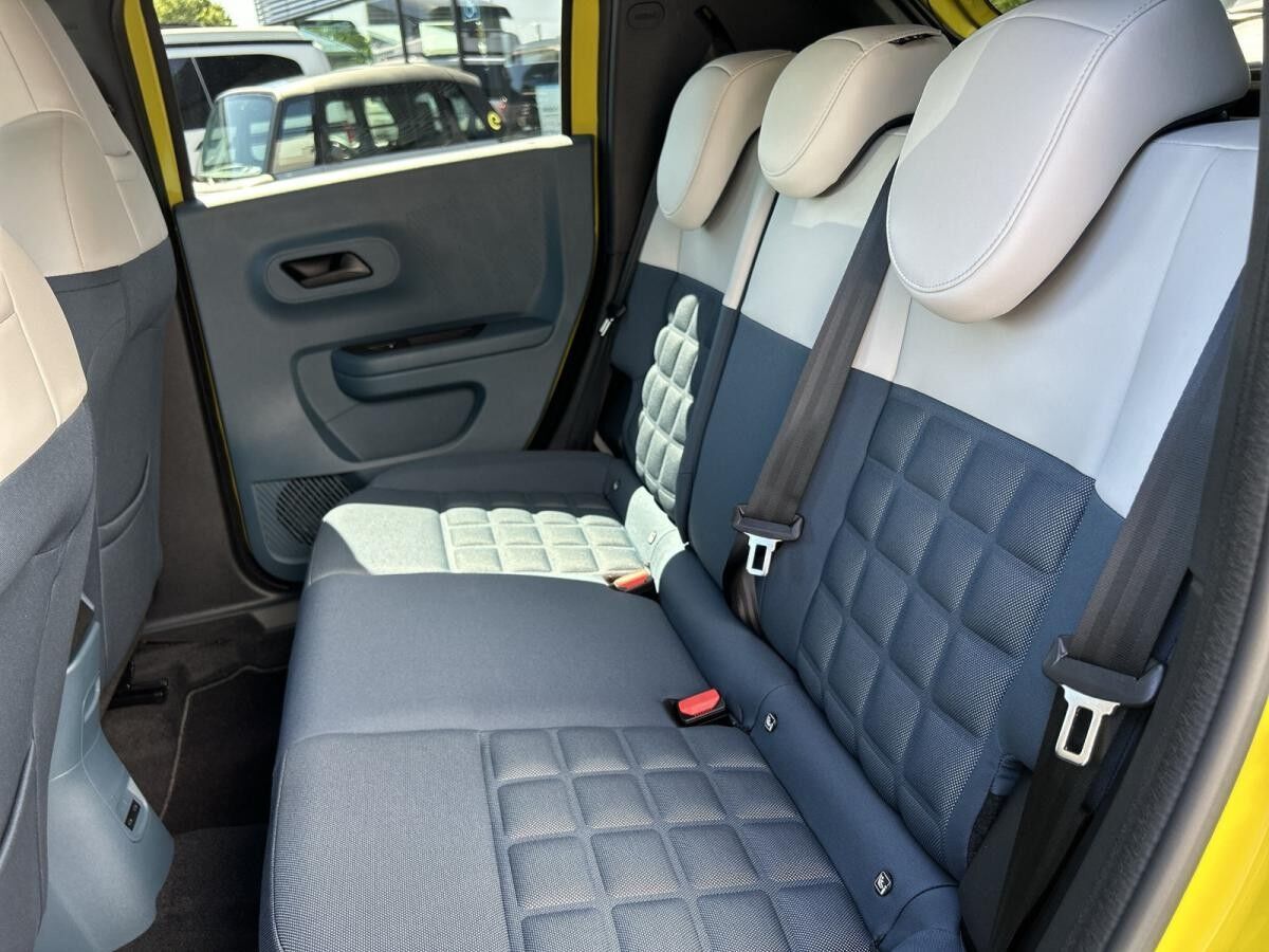 Fiat Grande Panda 🐼 Elektro La Prima inkl. WALLBOX 🌟LED / Kamera/Navi🌟