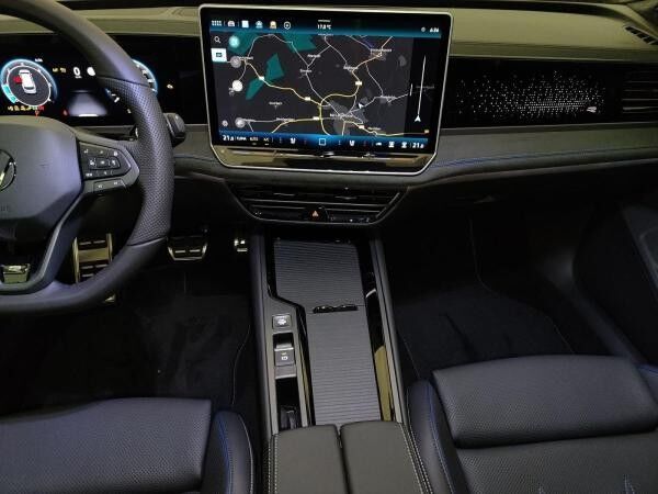 Volkswagen Passat R-Line "Signature" 2,0 l TDI *Lagerfahrzeug*