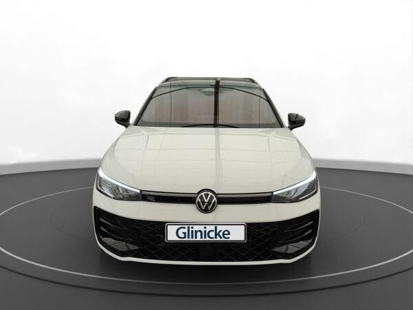 Volkswagen Passat R-Line "Signature" 2,0 l TDI *Lagerfahrzeug*