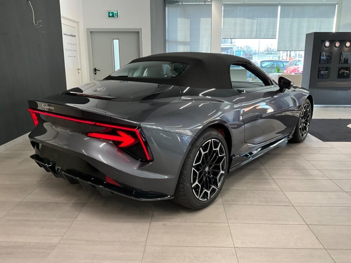 MG Cyberster 🔥 Roadster 🔥 507km WLTP 🔥 Scherentüren 🔥Cabrio 🔥
