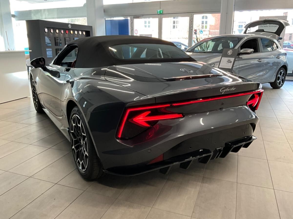 MG Cyberster 🔥 Roadster 🔥 507km WLTP 🔥 Scherentüren 🔥Cabrio 🔥
