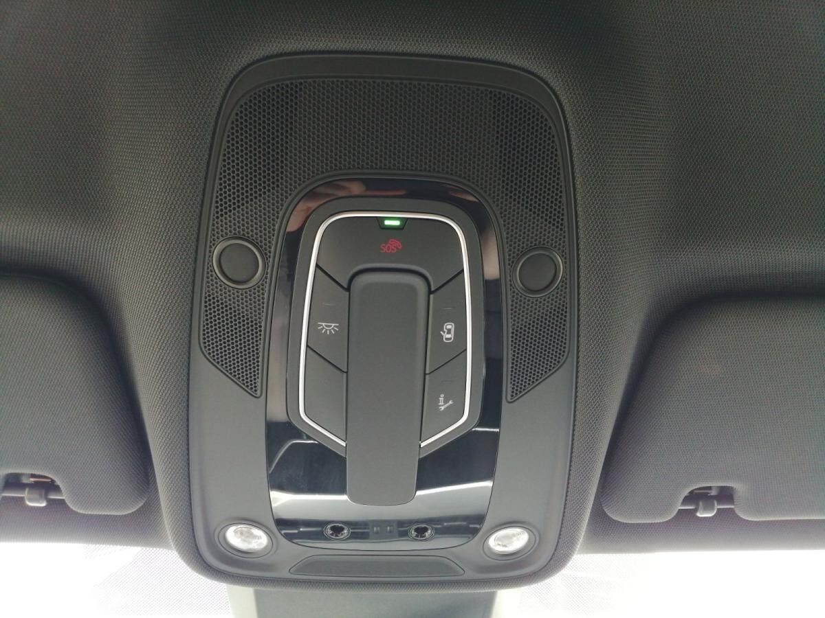 Audi A6 Limousine S-Line 50TFSIe S-tronic / Navi, LED