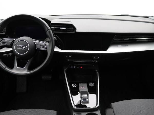 Audi A3 Sportback 40 TFSIe S-tronic / MMI-Radio+, SHZ