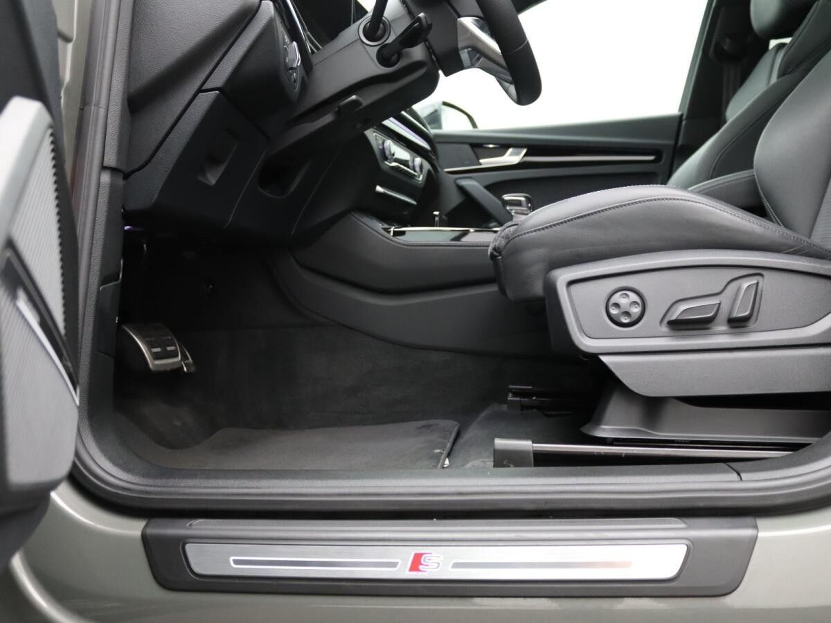 Audi Q5 S-Line 40TDI quattro S-tronic/ Pano, AHK, B&O