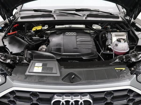 Audi Q5 S-Line 40 TDI quattro S-tronic / Matrix, AHK