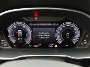 Audi Q3 S-Line 35TFSI S-tronic / Navi+, RFK, AHK, LED