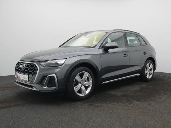 Audi Q5 S-Line 55 TFSIe quattro S-tronic / Pano, OLED