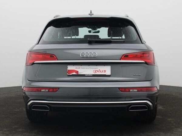 Audi Q5 S-Line 55 TFSIe quattro S-tronic / Pano, OLED
