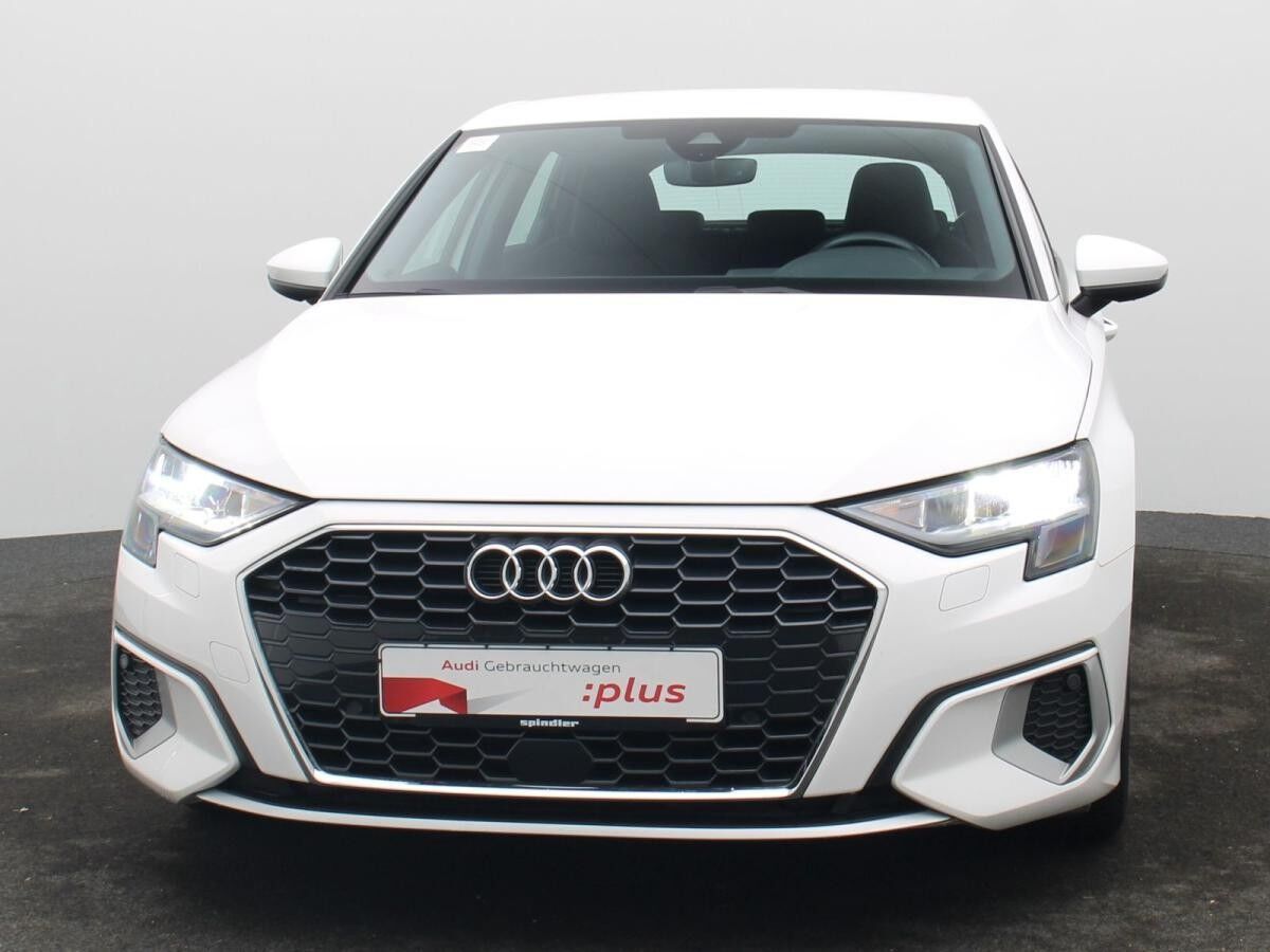 Audi A3 Sportback advanced 35TDI S-tronic / Navi, RFK