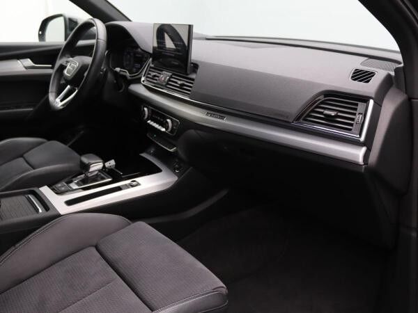 Audi Q5 S-Line 55 TFSIe quattro S-tronic / Pano, OLED