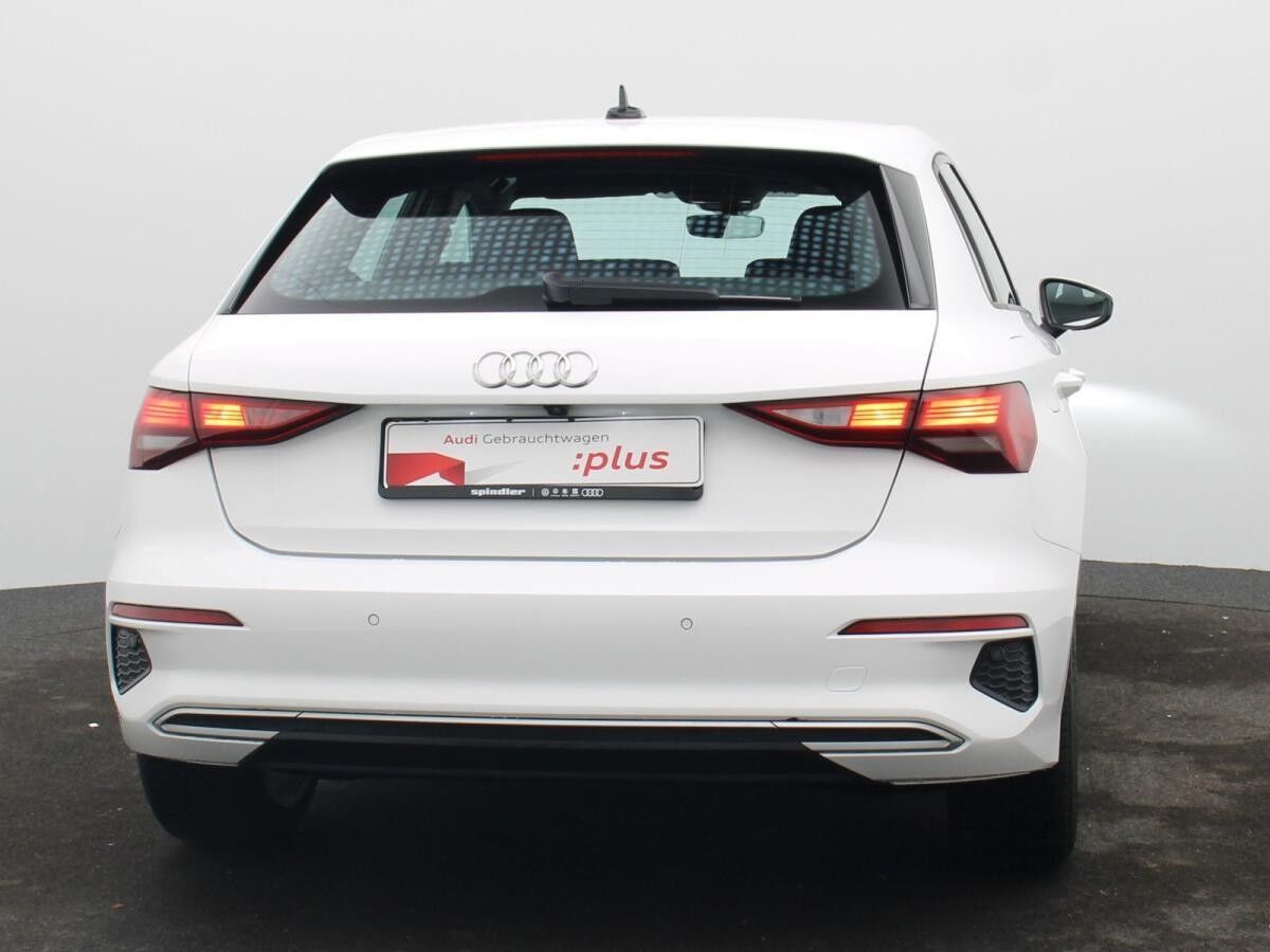 Audi A3 Sportback advanced 35TDI S-tronic / Navi, RFK