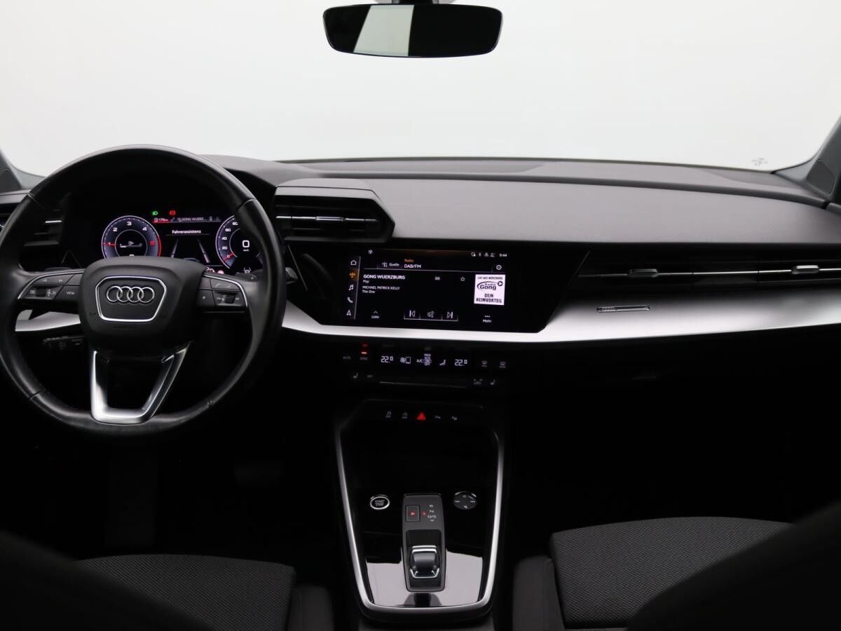 Audi A3 Sportback advanced 35TDI S-tronic / Navi, RFK