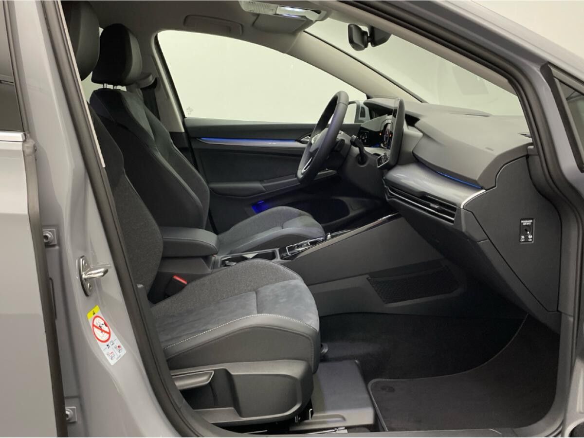 Volkswagen Golf Style 1.5l eTSI DSG *sofort verfügbar!*