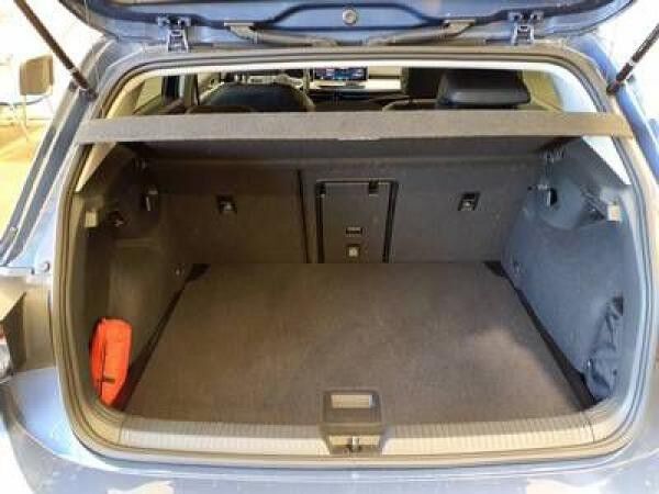 Volkswagen Golf VIII FL - Goal - AHK Kamera ACC LED