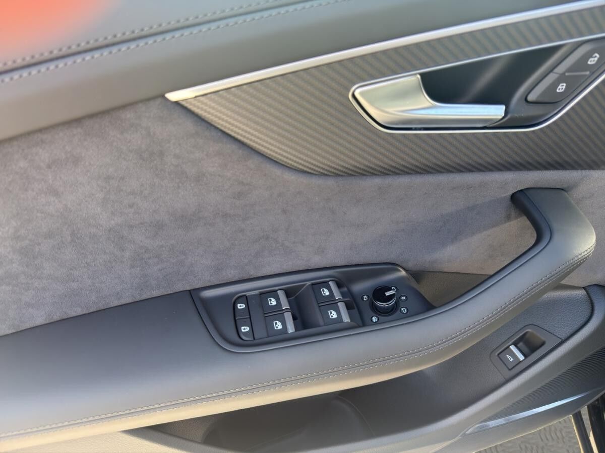 Audi RS Q8 SUV / HuD / B&O / AHK / Standheizung