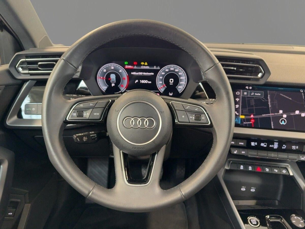 Audi A3 Sportback S line 35 TDI Kamera virtual Navi