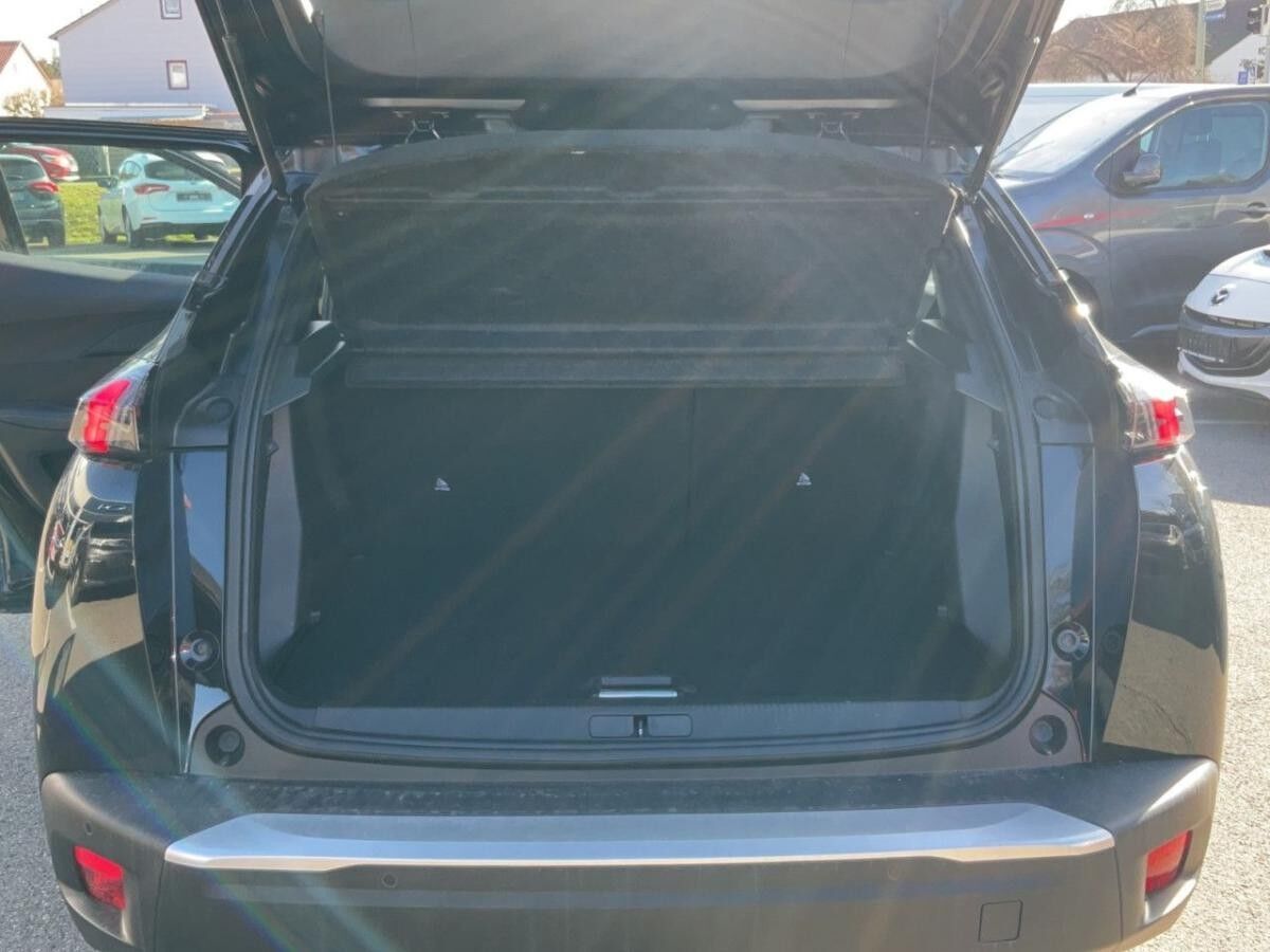 Peugeot 2008 Allure 136 PS - Kein Wartungspaket möglich-Beschreibung lesen-