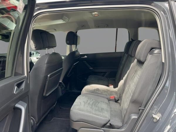 Volkswagen Touran 1.5 TSI DSG Comfortline 7-Sitzer