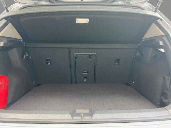 Volkswagen Golf VIII 1.5 eTSI DSG Move KAMERA/LED/NAVI/ACC