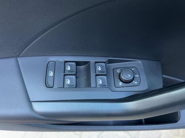 Volkswagen T-Cross 1.0 TSI Life LED/SITZHZG./PDC